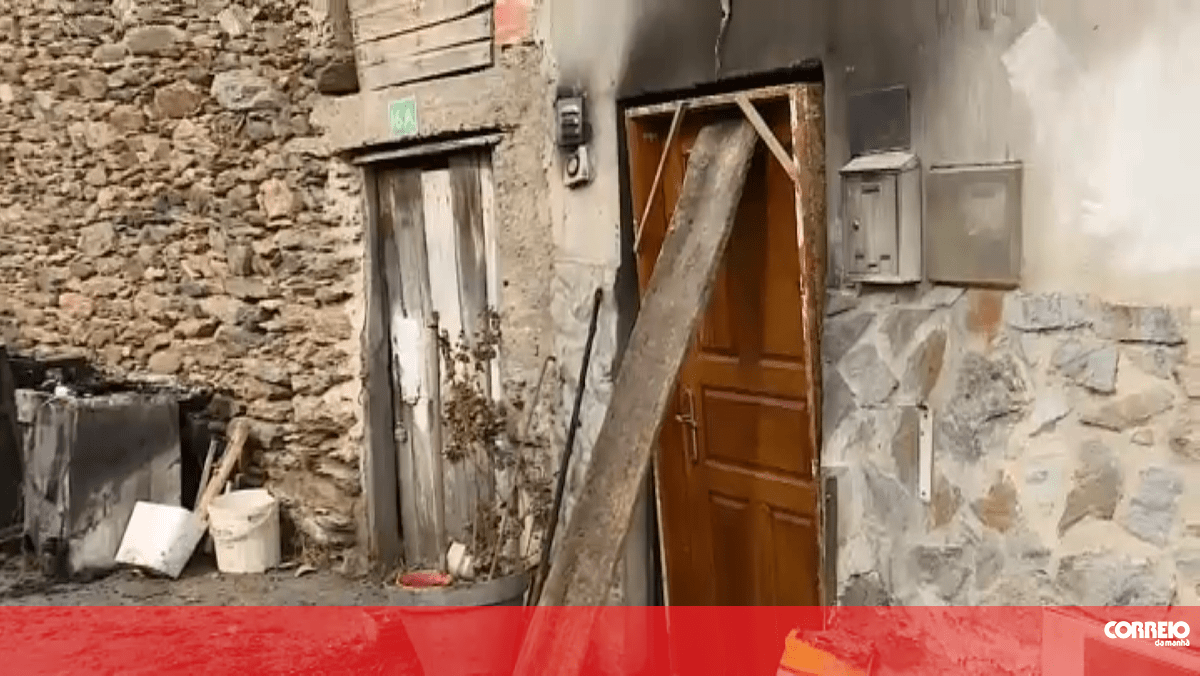 Incêndio destrói casa de família em Macedo de Cavaleiros. Duas crianças feridas