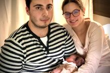 Lara nasceu às 7h09, com 3,230 kg. É filha de Ana Coutinho e Bruno Portela 