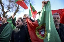 Protesto das forças de segurança junta centenas diante do Palácio de Belém