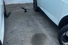 Carro despista-se para stand em Portimão