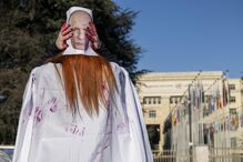 Manifestantes participam no protesto pela 