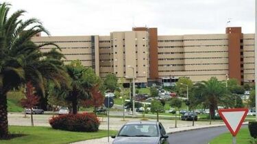 Grupo de mais de 50 pessoas força entrada nas Urgências de Abrantes para exigir reanimação de homem