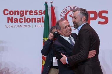 Pedro Nuno Santos e Carlos César no congresso do PS