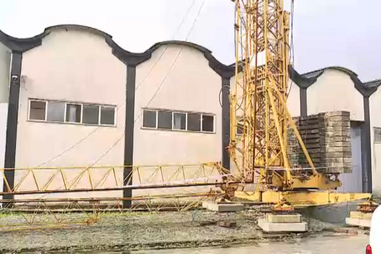 Homem de 41 anos morre atingido por grua em Amares