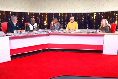 Comentadores do ‘Noite das Estrelas’ reagem à nova namorada do cantor Nuno Ribeiro 
