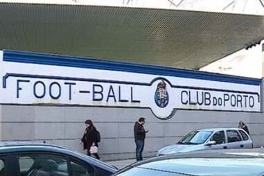 Loja do FC Porto assaltada no Porto