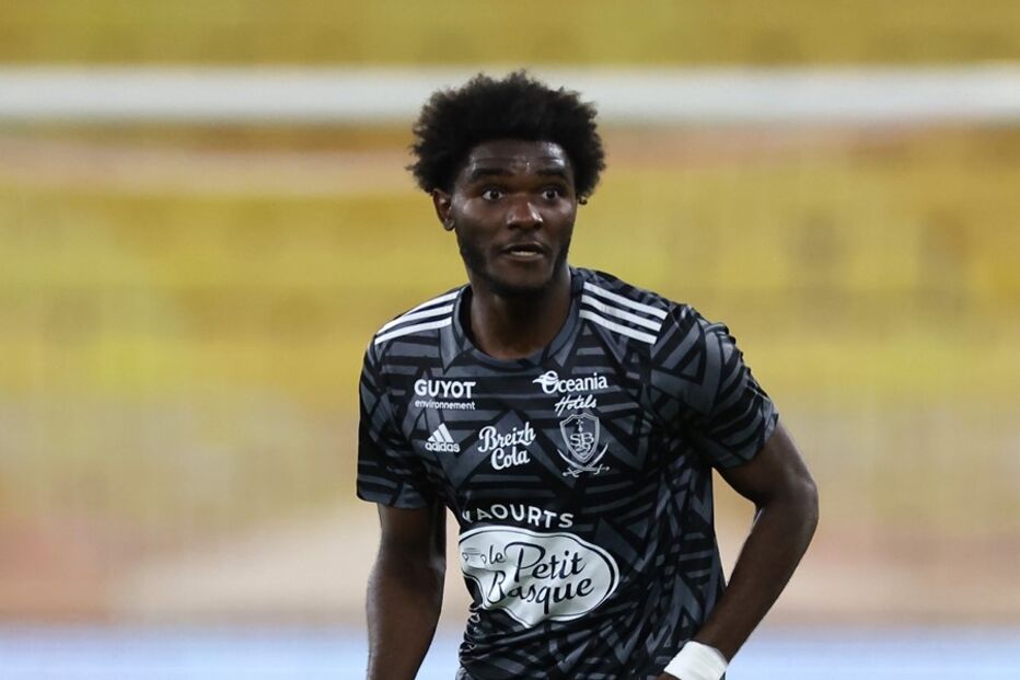 /fotospublicadas/Fotos/2-49881292#ac2db23b301bd7de05ecfc84804f0c19 (19979193) (Milenium)