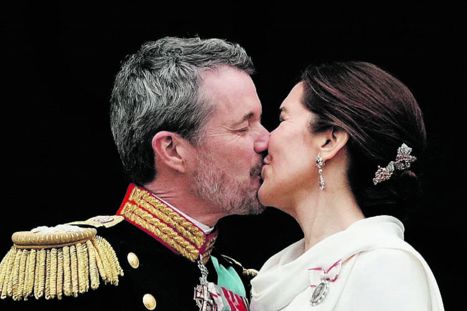 Rei Frederico X e rainha Mary