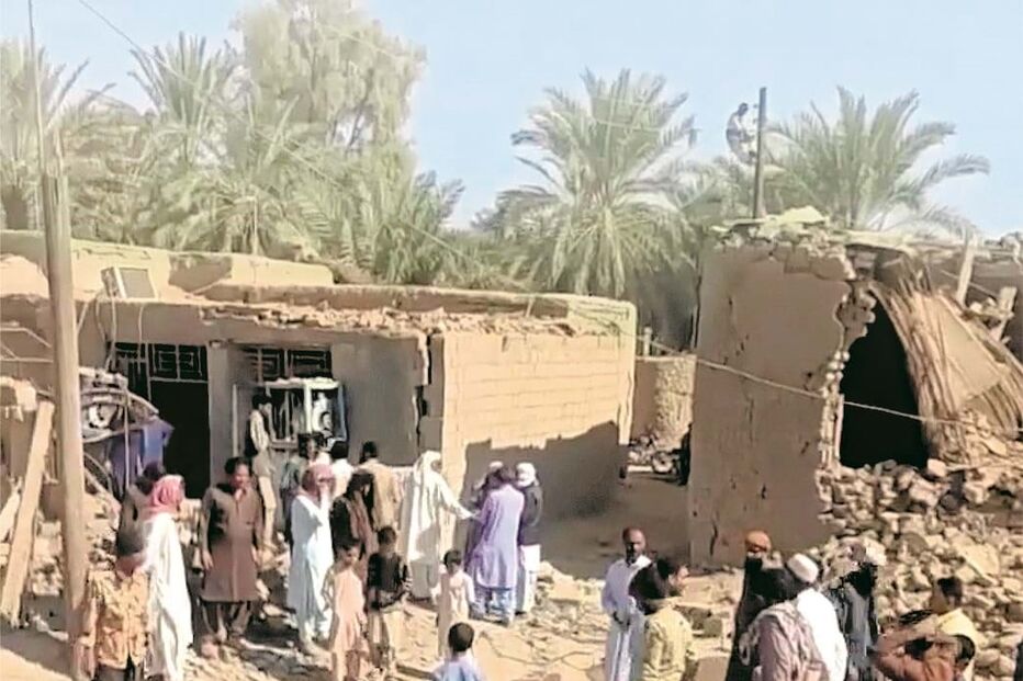 Paquistão atacou separatistas no Irão