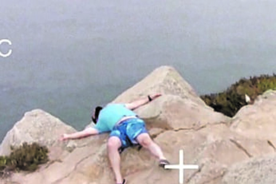 Imagens do episódio que mostra concorrentes da SIC em zonas perigosas no Cabo da Roca, no concelho de Sintra 