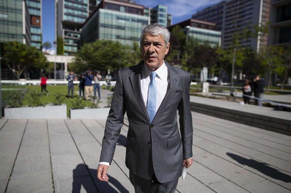 Santos Silva fez chegar a Sócrates 8 milhões de euros