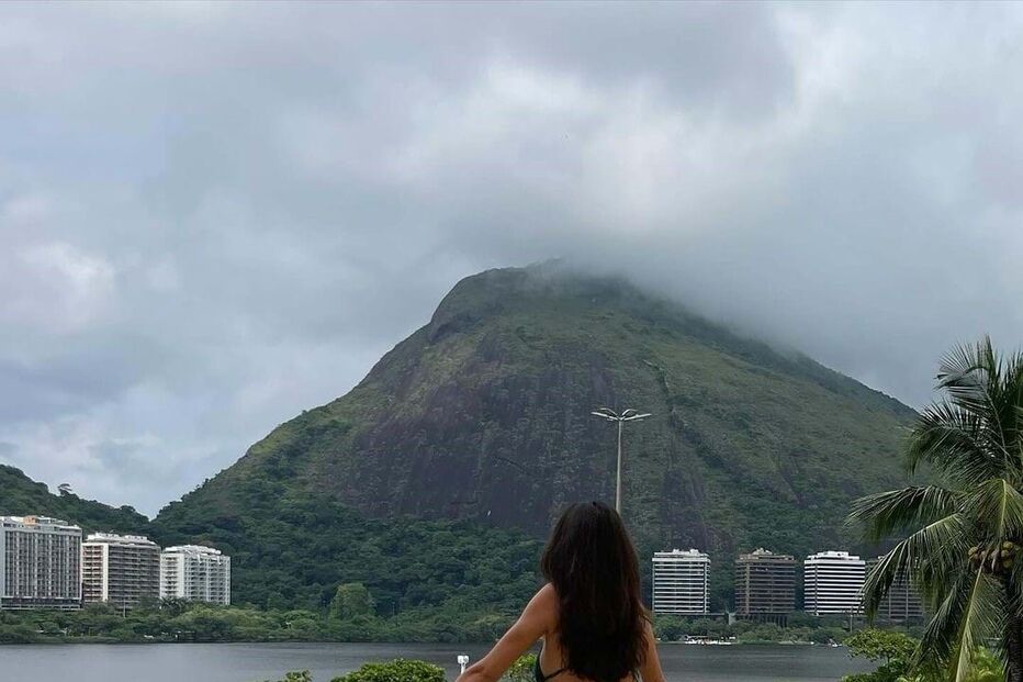 Isabela Valadeiro arrasa no Rio de Janeiro