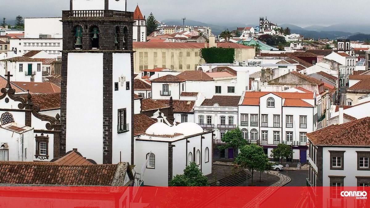 Urnas já abriram nos Açores. 230 mil eleitores escolhem 57 deputados