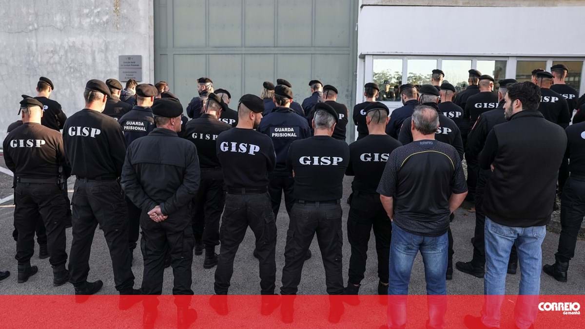 Greve dos guardas prisionais das cadeias de Lisboa e Linhó em julho – Portugal