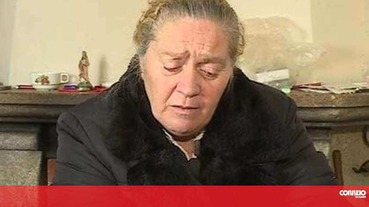 Verzweiflung zerstörter Familien, die nach Antworten über vermisste Familienmitglieder suchen – Portugal