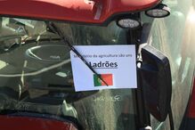 Protesto dos agricultores corta A25 na Guarda