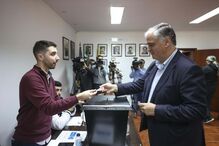 Vasco Cordeiro (PS) já votou nos Açores