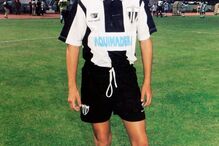 Ainda criança, trocou pela primeira vez de clube. Cristiano Ronaldo passou pelo CD Nacional até rumar ao Sporting