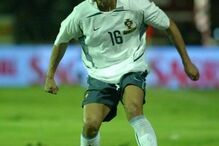 Já com 18 anos, Cristiano Ronaldo fez o primeiro jogo pela Seleção Nacional