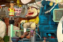 Carros alegóricos de Torres Vedras exibem figuras bem conhecidas do público