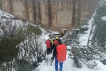 Homem ferido após queda em trilho de difícil acesso na Serra da Estrela