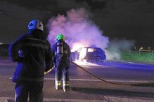 Carro incendeia-se junto ao nó do IC10 em Almeirim