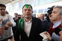 Relação confirma condenação de ativista que atirou tinta verde a Luís Montenegro