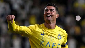 Al Nassr vence com golos de Cristiano Ronaldo e Otávio e segue em frente na prova