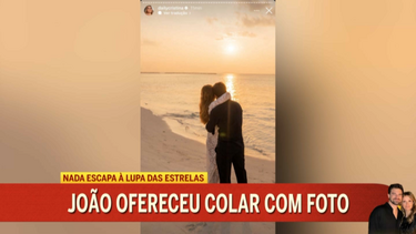 Comentadores do ‘Noite das Estrelas’ analisam ao detalhe jóia que namorado ofereceu a Cristina Ferreira