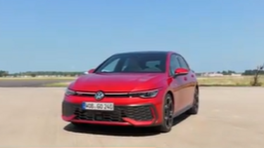 Volkswagen Golf: Um compacto que abraça a motorização 100% elétrica 