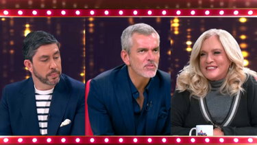 Cristina Ferreira e Cláudio Ramos debatem sobre concorrentes tomarem banho sem roupa no reality show da TVI 