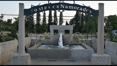 Cristina Ferreira e namorado foram convidados por Francisco Lopes de Carvalho a visitar “fonte dos namorados”