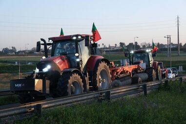 Agricultores em protesto no Montijo