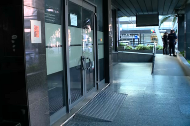 Perícias em telemóveis atrasam diligências na 'Operação Pretoriano'. Crimes de 'Super Dragões' podem ser agravados