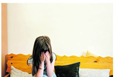 Foi a escola da criança a dar o alerta para os evidentes indícios de violência doméstica. Foram chamadas as autoridades 