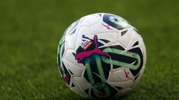 Preparativos de Inglaterra para o Mundial de futebol foram perturbados pelo roubo de equipamento antes da chegada da equipa, este sábado