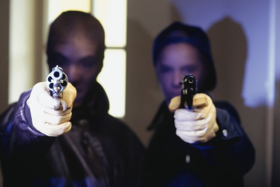 Assaltantes usaram ameaça de armas de fogo