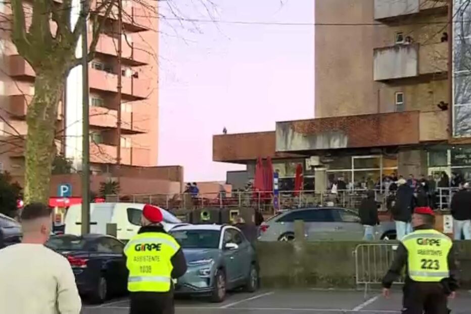 Adeptos feridos em confrontos em Famalicão