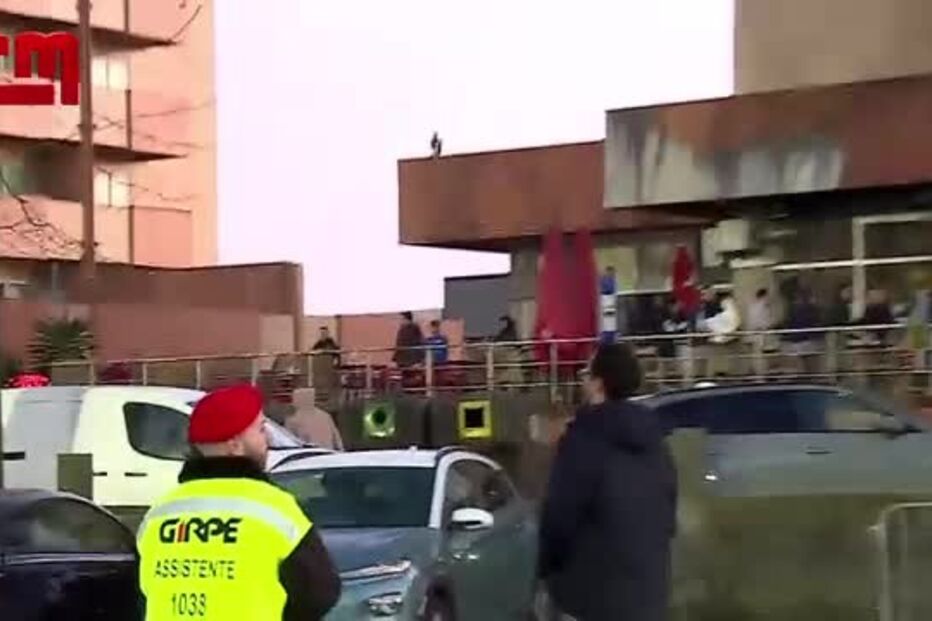 Confrontos entre adeptos em Famalicão. Jogo adiado por falta de polícias