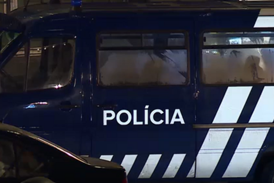 50 polícias de elite arriscam expulsão por falhar jogo do Benfica