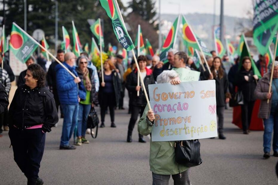 Agricultores de Vila Real fazem marcha lenta em luta por preços justos à produção