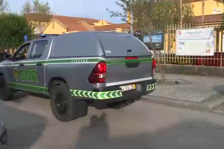 Aluno de 12 anos agride professora com bofetada e pontapé na Pampilhosa da Serra