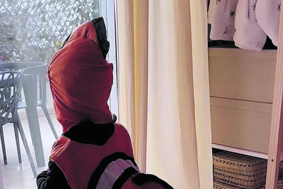 Marta Melro escolheu um fato de Nemo para a filha Aurora 