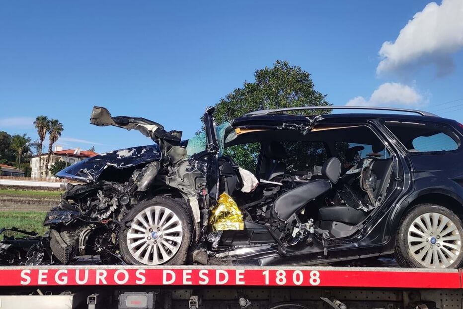 Colisão rodoviária em Barcelos