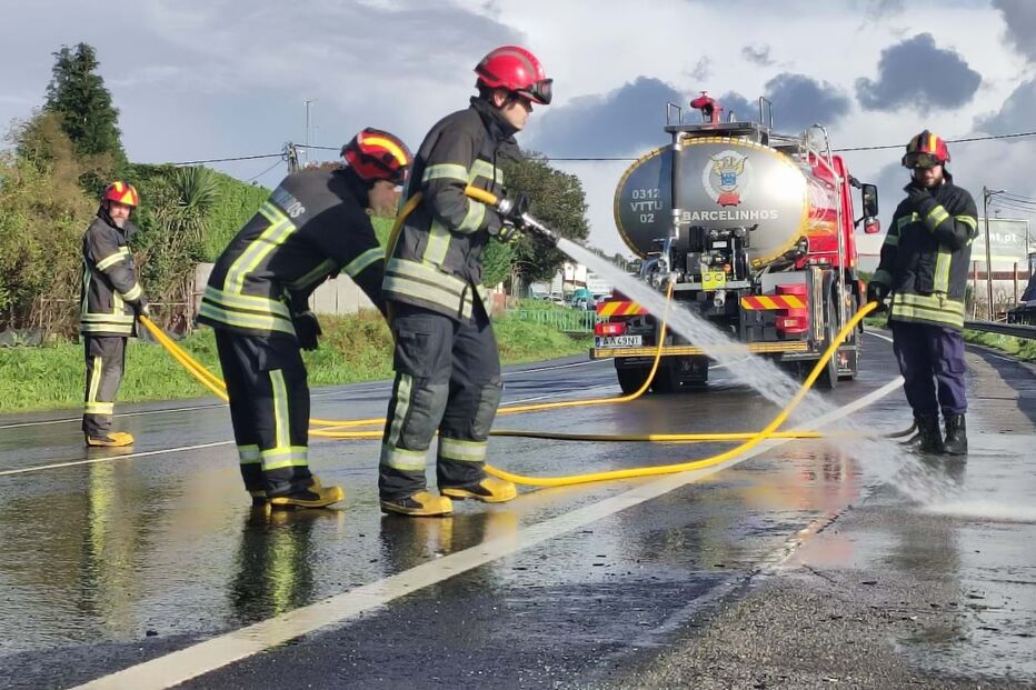 Colisão rodoviária em Barcelos