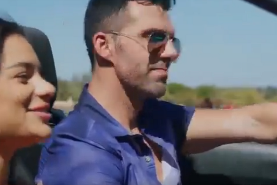 Filme pornográfico agita ruas do Algarve