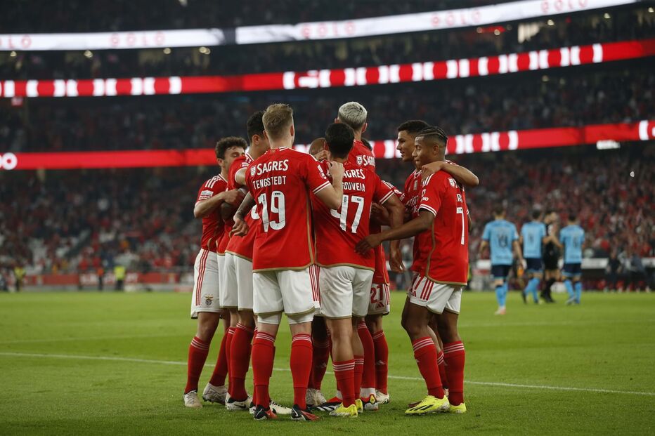 Benfica, Vizela	