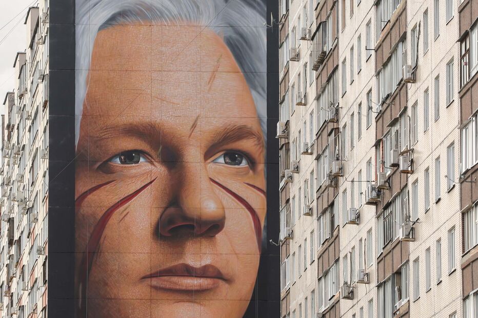Julian Assange