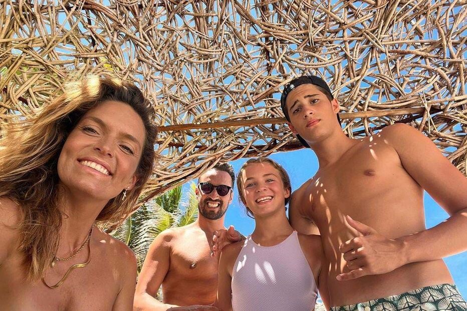 Diana Chaves e César Peixoto com os filhos