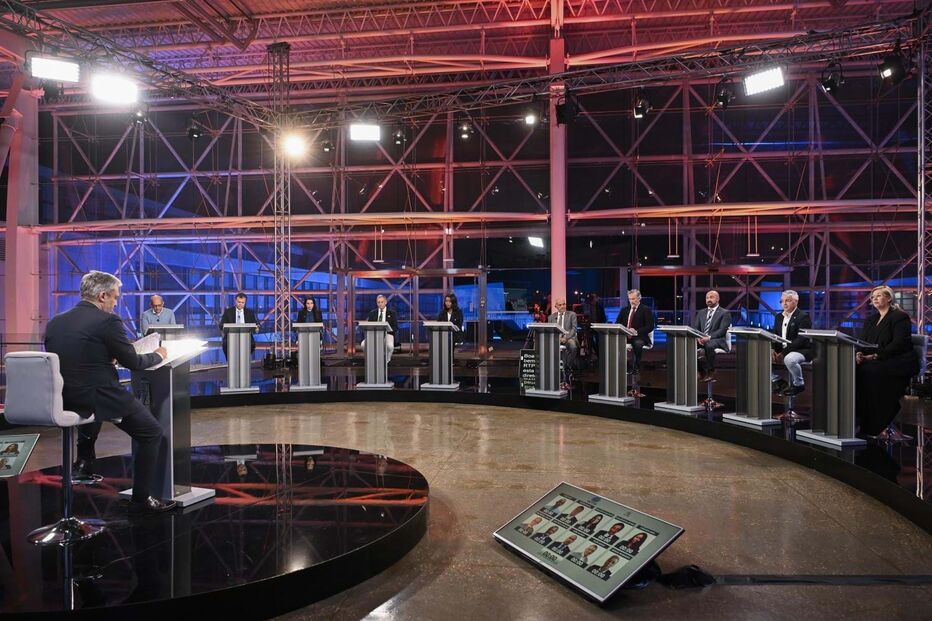 Debate entre partidos com assento parlamentar